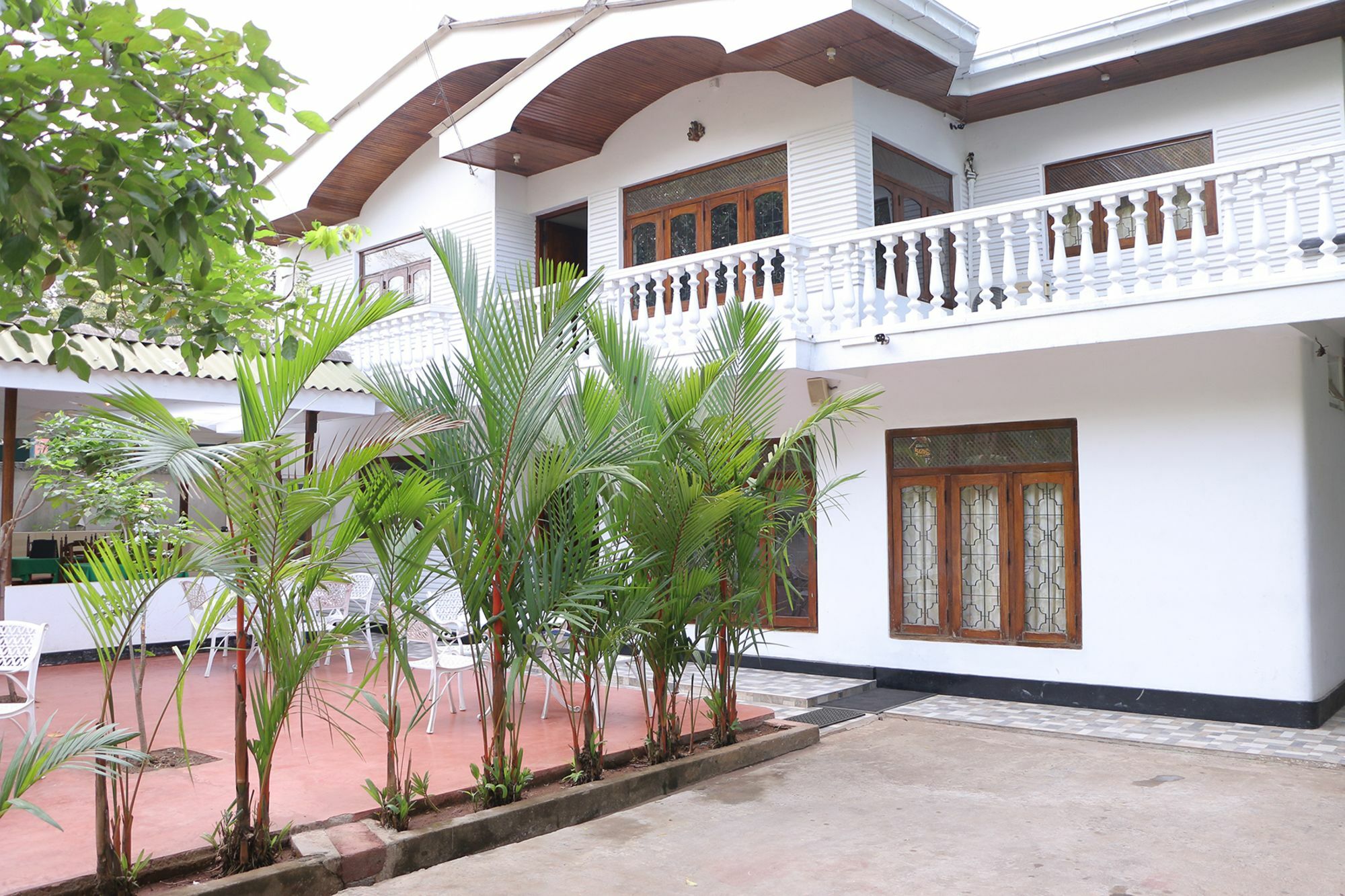 French Garden Tourist Rest Ξενοδοχείο Anuradhapura Εξωτερικό φωτογραφία